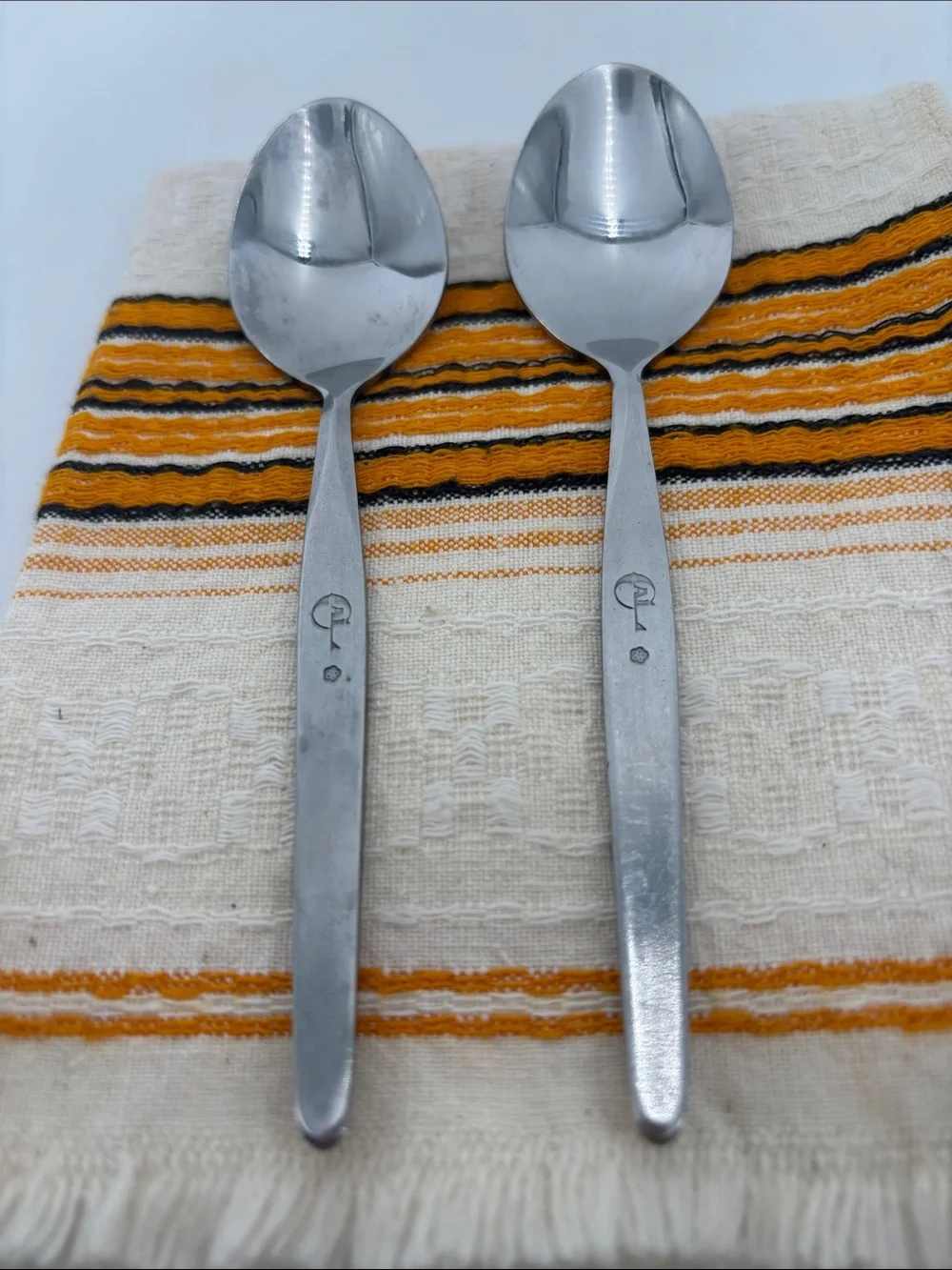 Vintage China airlines (CAL) Hochang high grade stainless steel spoons pair